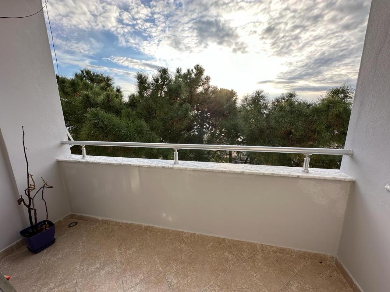 Sunset Sea View - Beachfront Balcony - Ac - Wifi دراس المظهر الخارجي الصورة
